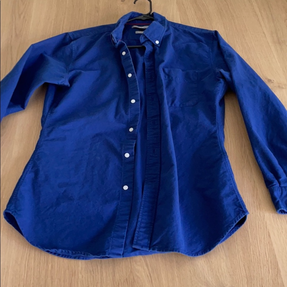 Uniqlo royal blue Oxford button down